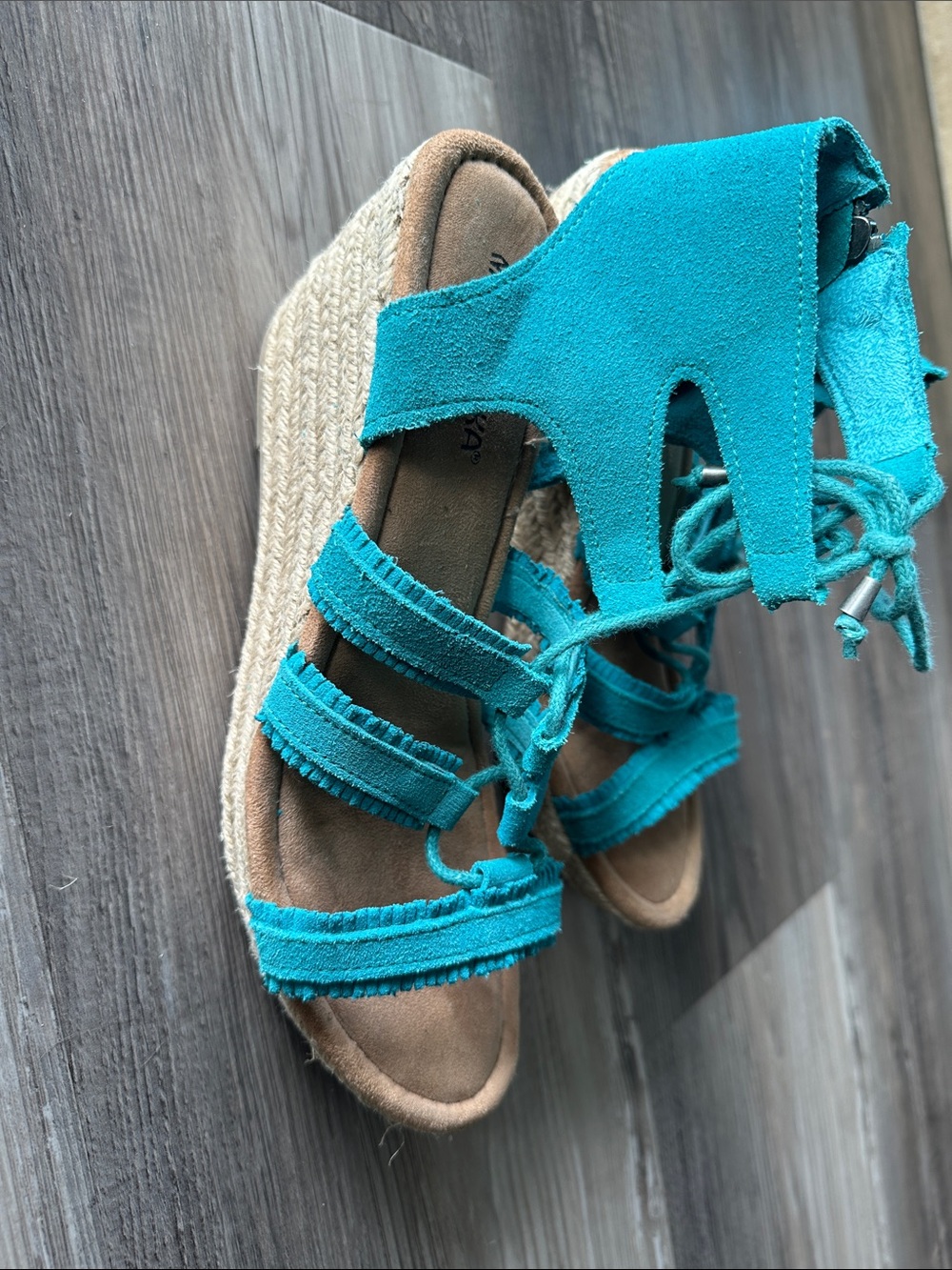 Minnetonka turquoise Wedge Sandals - Women's